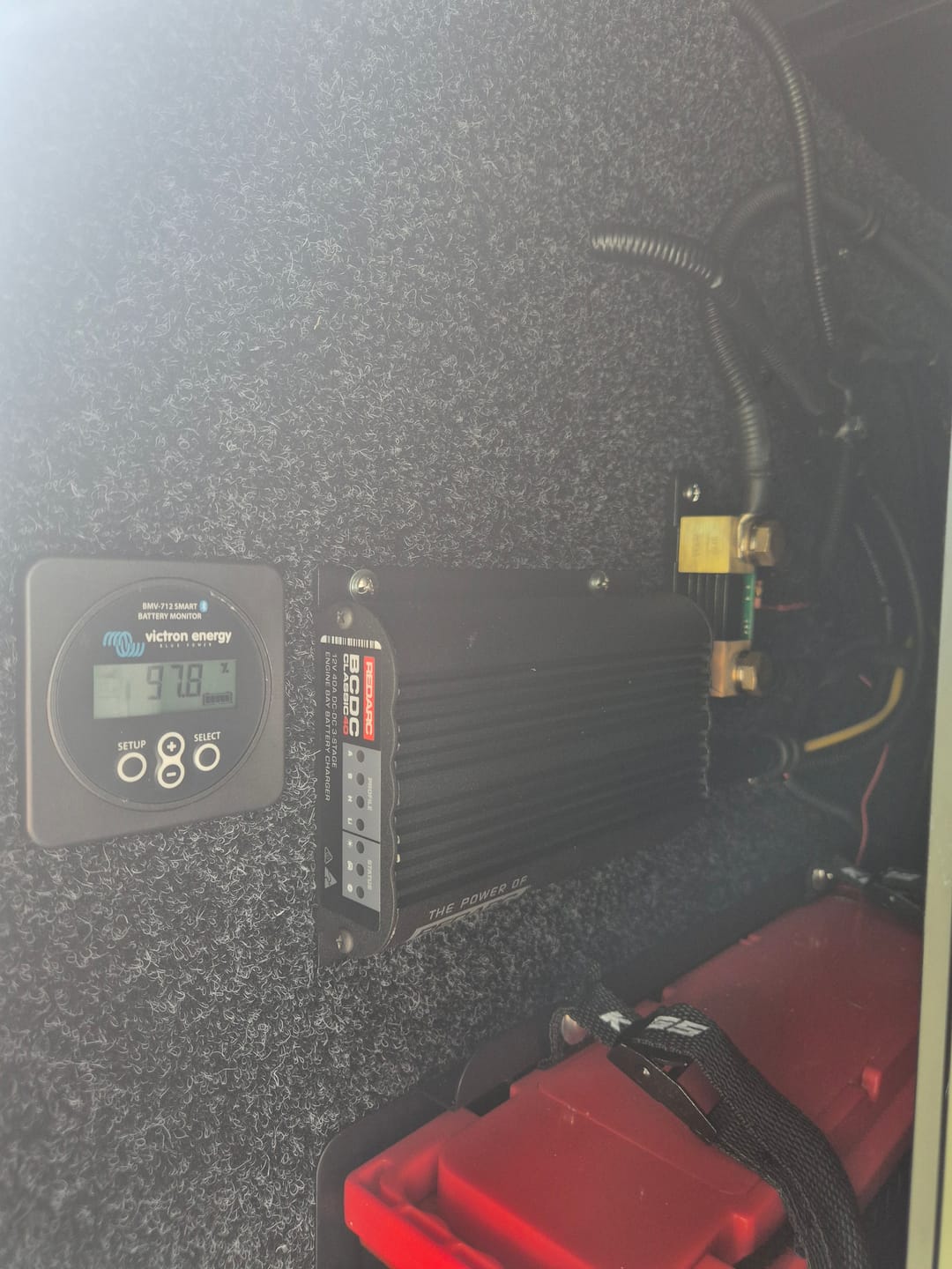 Customer photo review of Victron | Battery Monitor | BMV-712 Smart Black (BAM030712200)