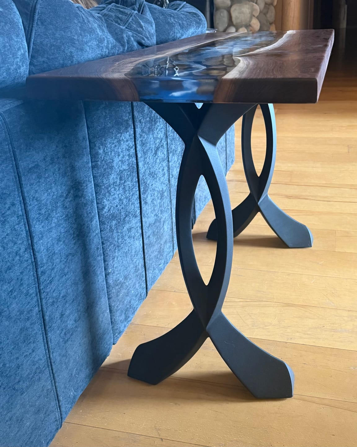 Customer photo review of Console Table Legs 207 Curva 28" H Metal Furniture for Modern Custom Style