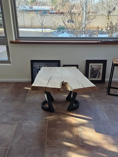 Customer photo review of Bench Legs 117/130 Uzar 16" H for Live Edge Table Top, DIY Projects