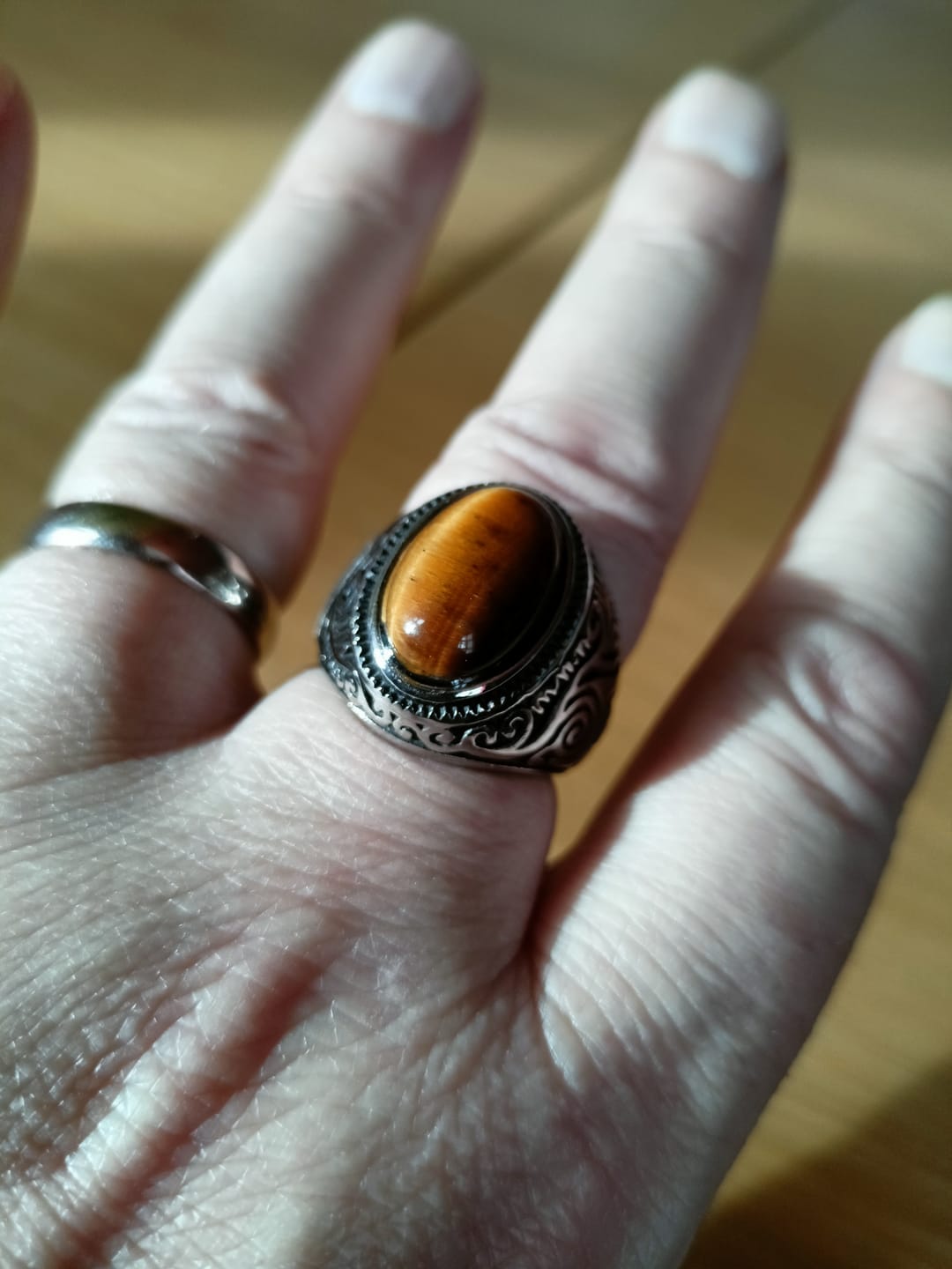 Customer photo review of BROWN EYES.