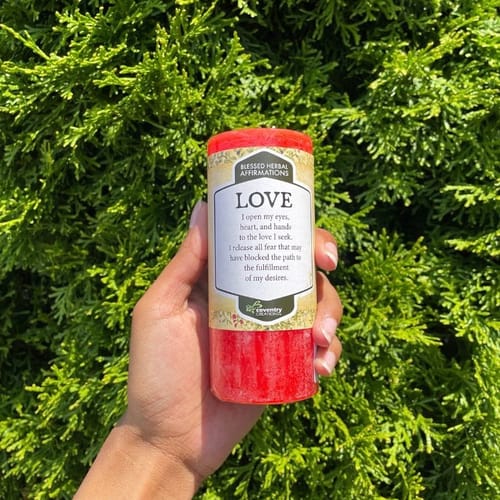 Customer photo review of Love Potion Romantic Candle, Sandalwood Flavored Valentine Decor