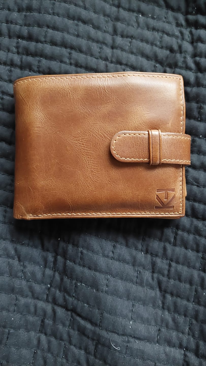 Customer photo review of Billetera Sintra Café