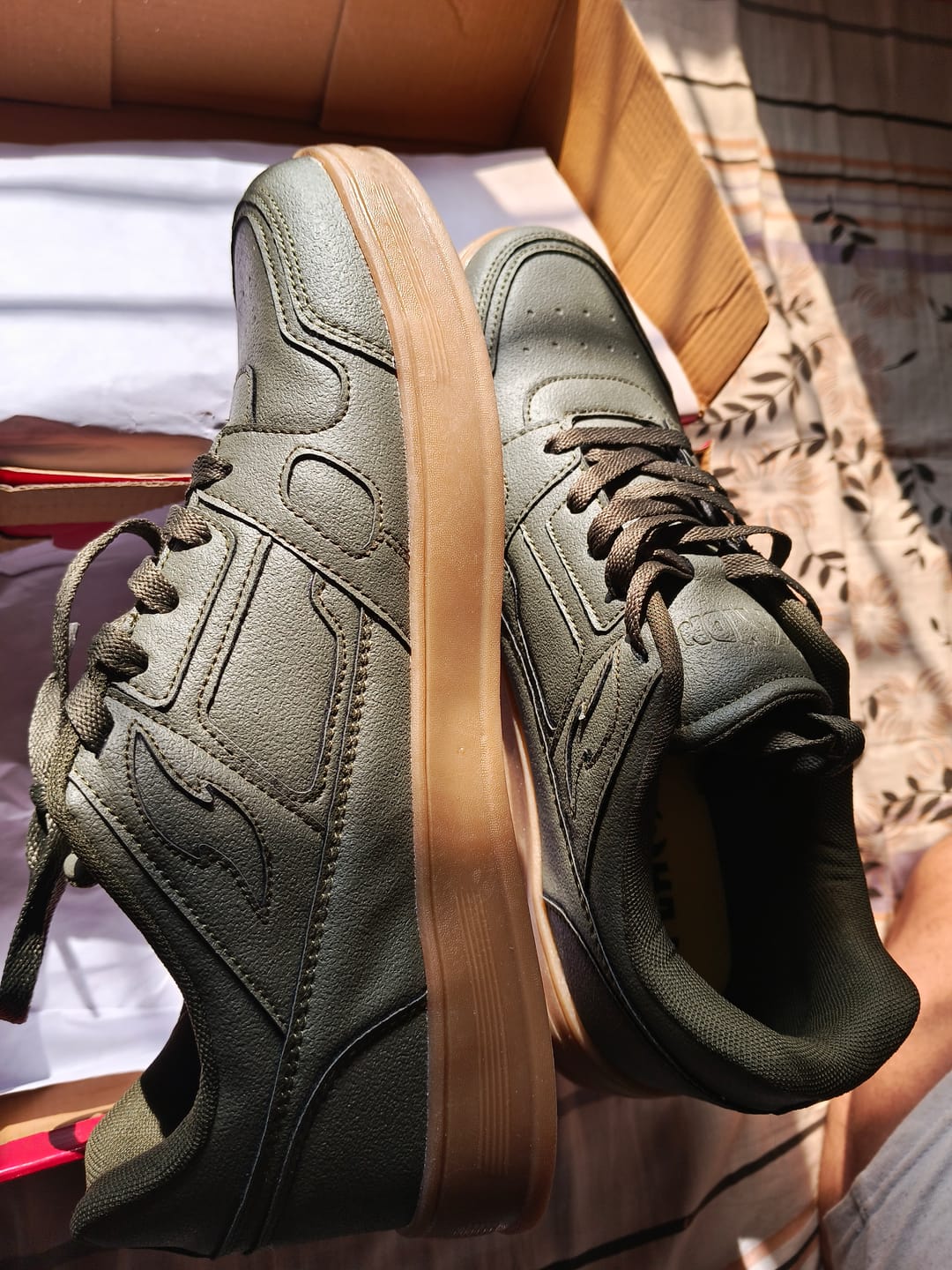 Customer photo review of ASTRID Hunter Green