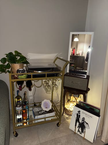 Customer photo review of Καρότσι Μπαρ Τρόλεϊ Κάβα Τραπεζαρίας με Καθρέφτη Βοηθητικό Τραπεζάκι Κουζίνας Χρυσό-Μαύρο  LR-C092A62