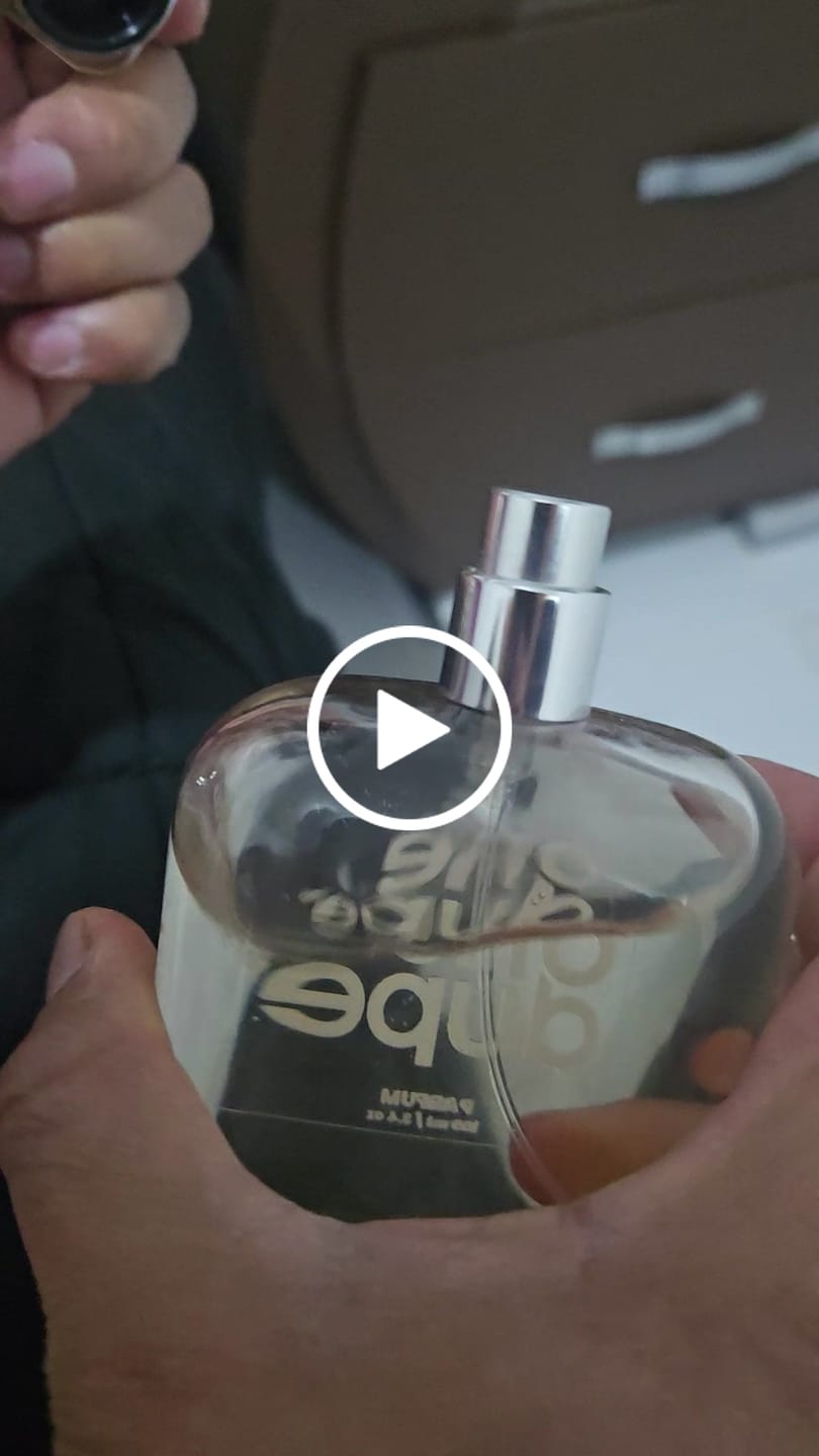 Customer video review of Perfume inspirado en Cloud Pink de Ariana Grande