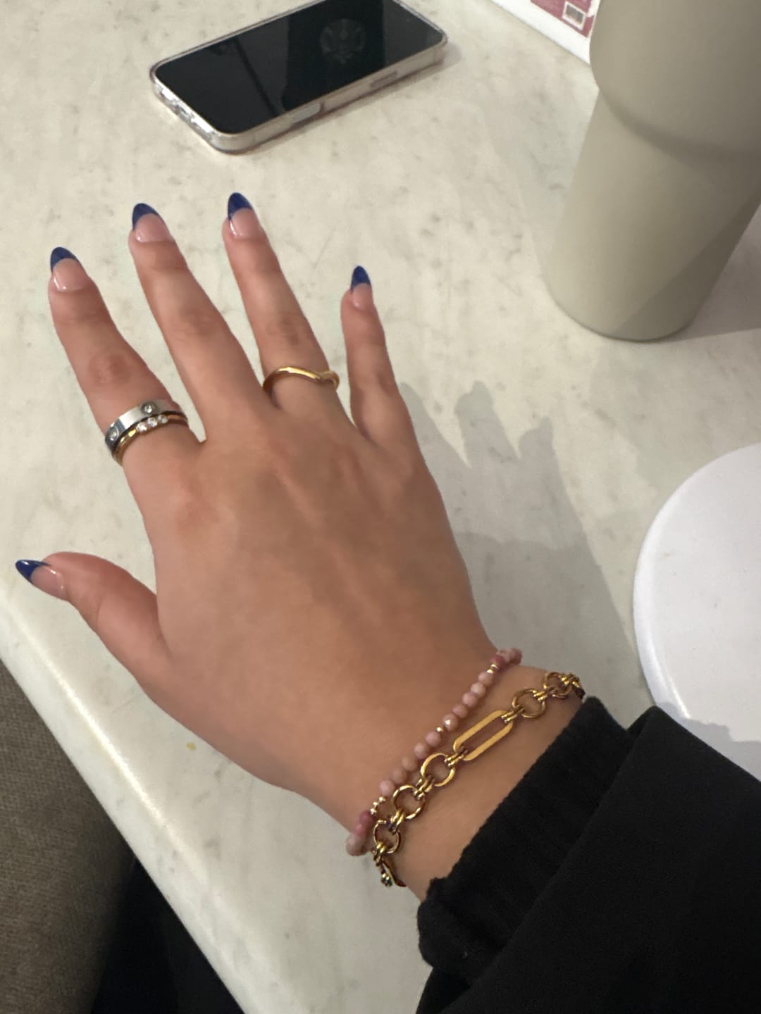 Customer photo review of Par Arete Ovalo Irregular Con Tiras