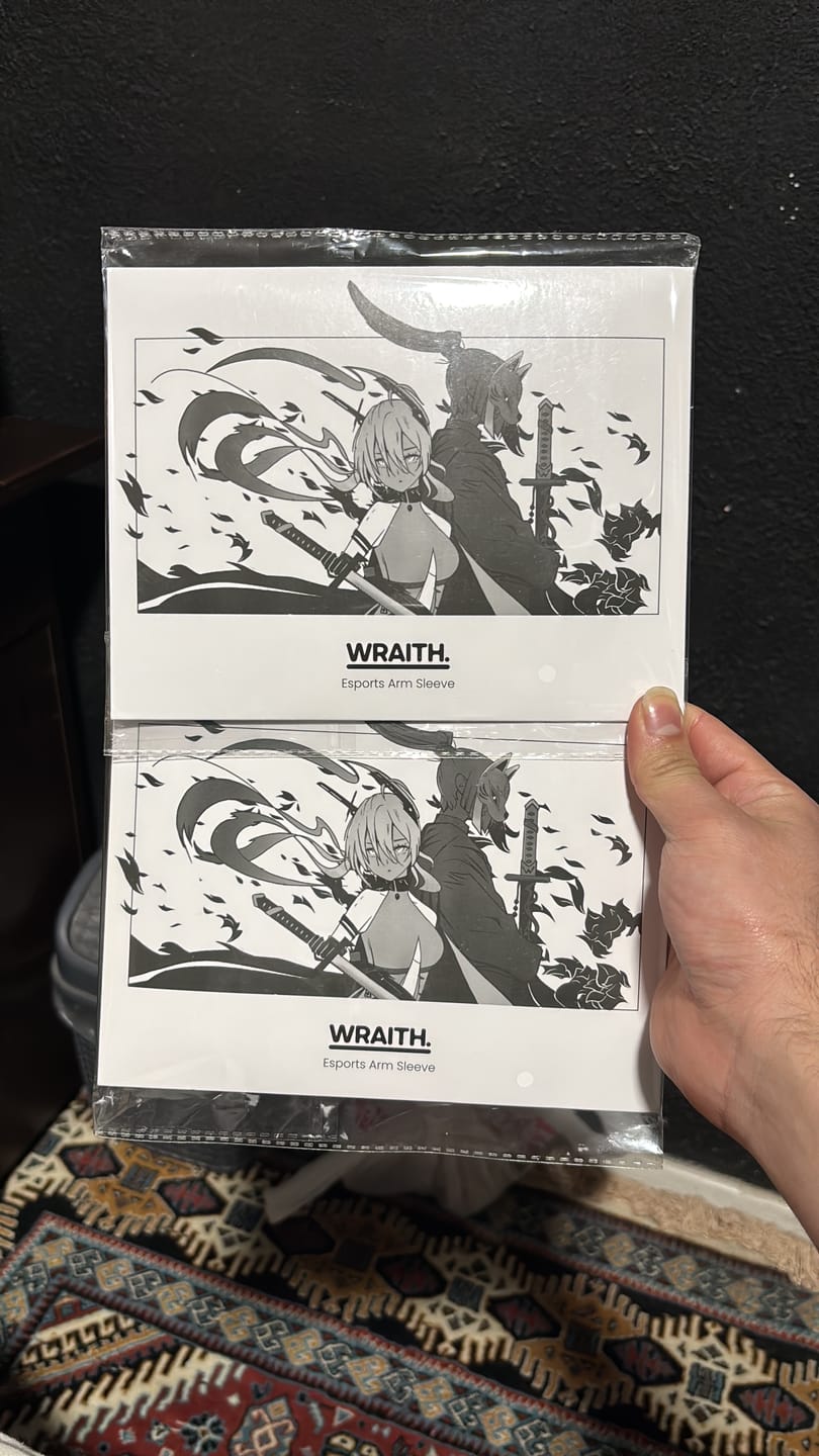 Customer photo review of Wraith Esports Arm Sleeve