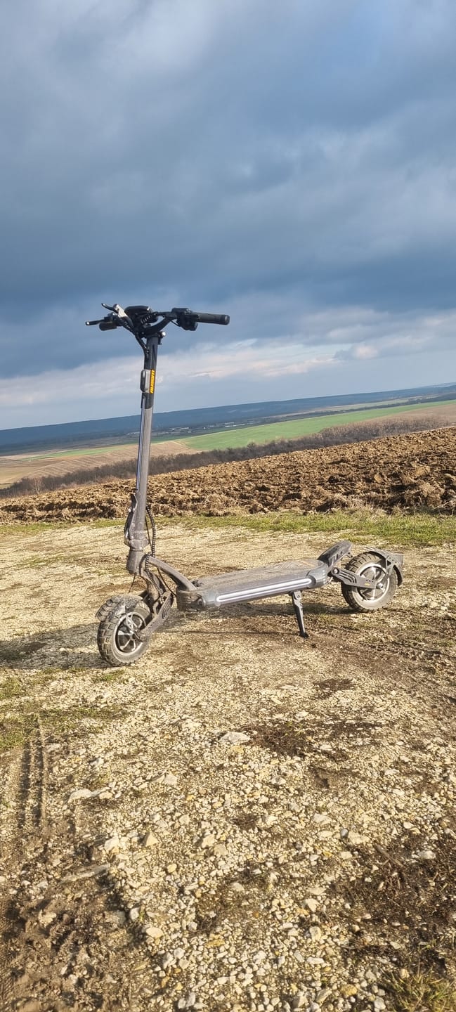 Customer photo review of Ausom SR1 Electric Scooter