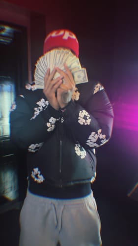 Customer photo review of Supreme Big Logo Beanie Red