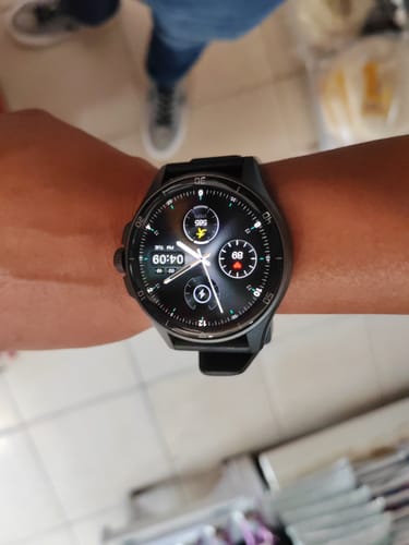 Customer photo review of Smartwatch Reloj Kronos Oblivion STF Pantalla Amoled 1.43" Resistencia al agua IP68 Negro