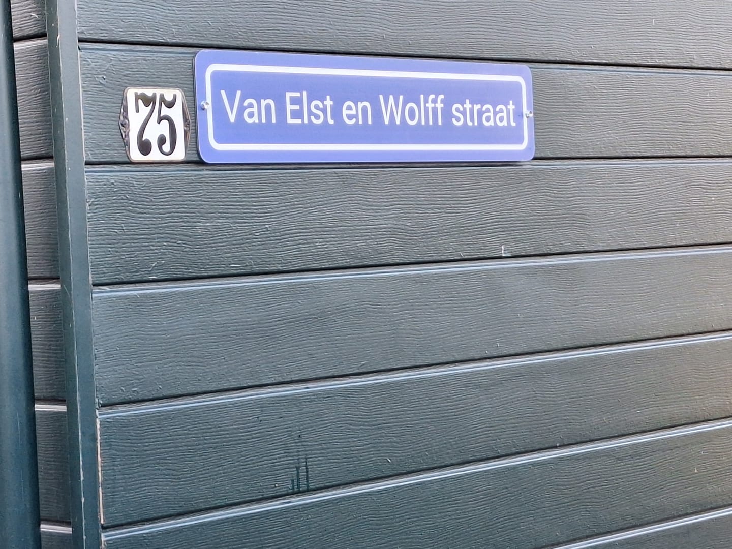 Customer photo review of Gepersonaliseerd straatnaambord met eigen tekst