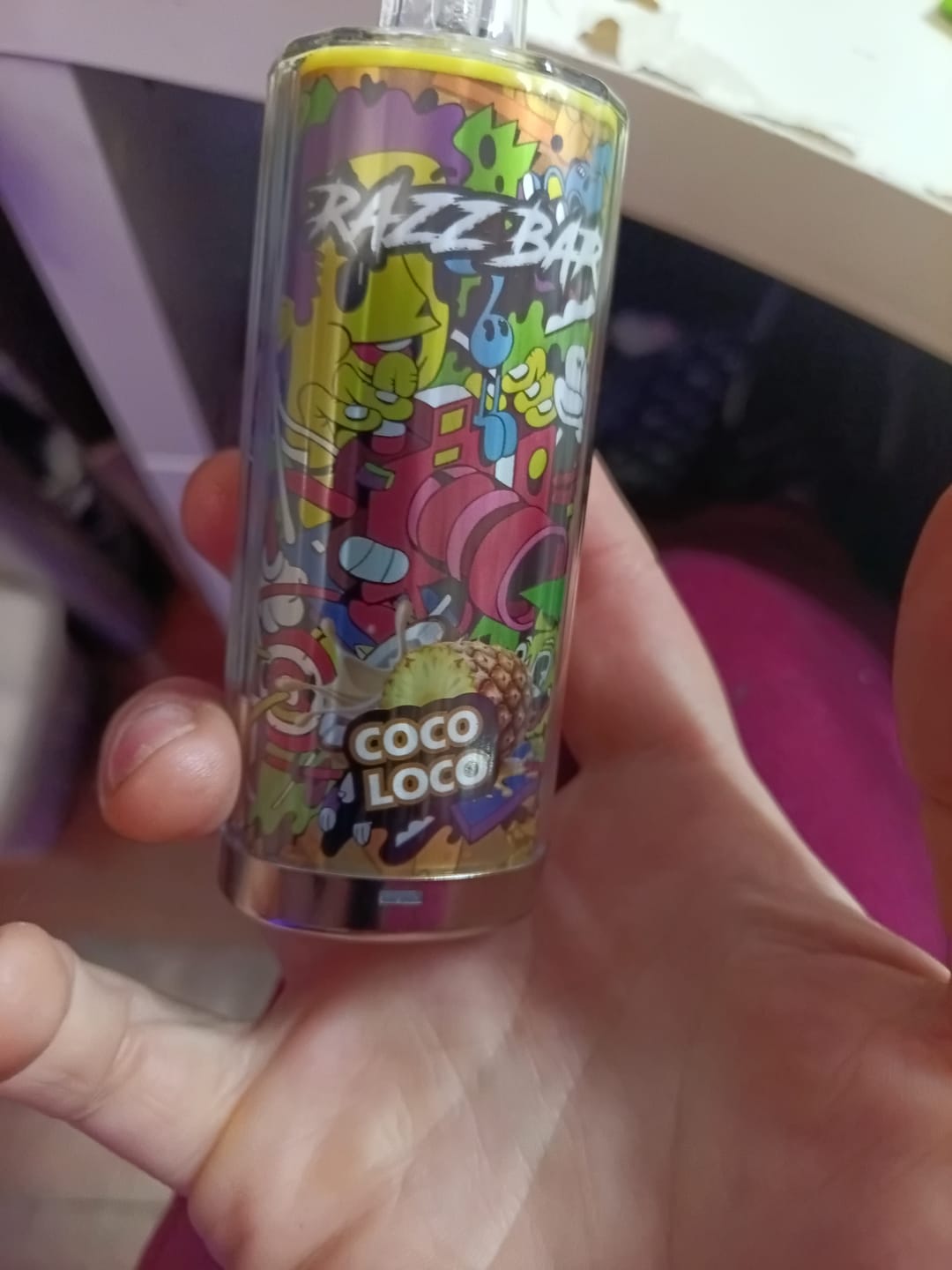 Customer photo review of RazzBar 60.000 Puffs