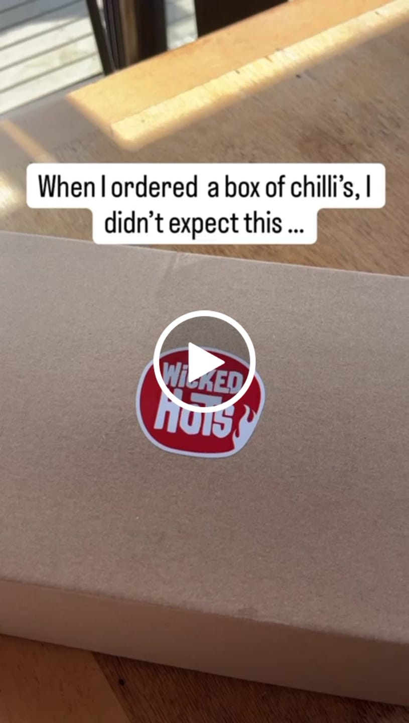 Customer video review of Fresh Chillies Mixed Box – With Super Hot