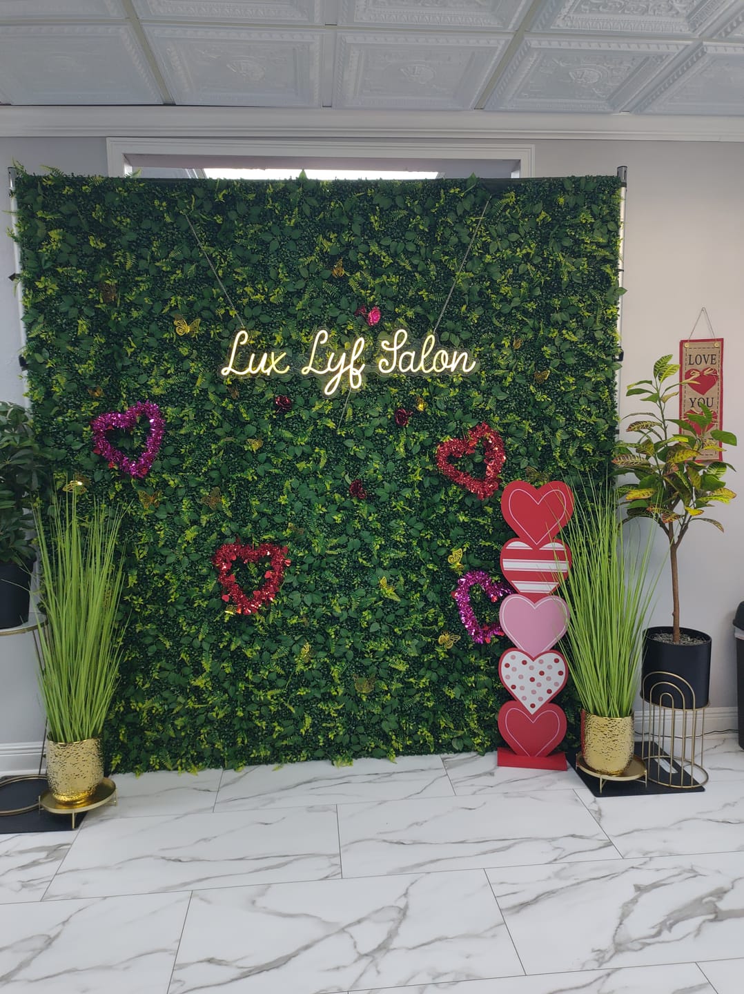 Customer photo review of 6-10ft Adjustable Wedding Event Decoration Supplies Pipe and Drape Backdrop Flower Wall Frame Stand