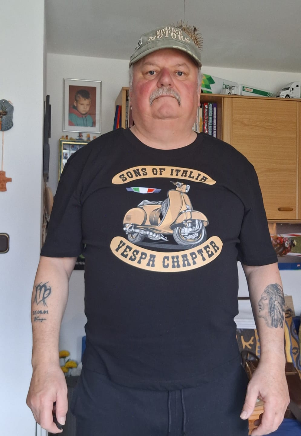 Customer photo review of Sons of Italia - Premium T-Shirt