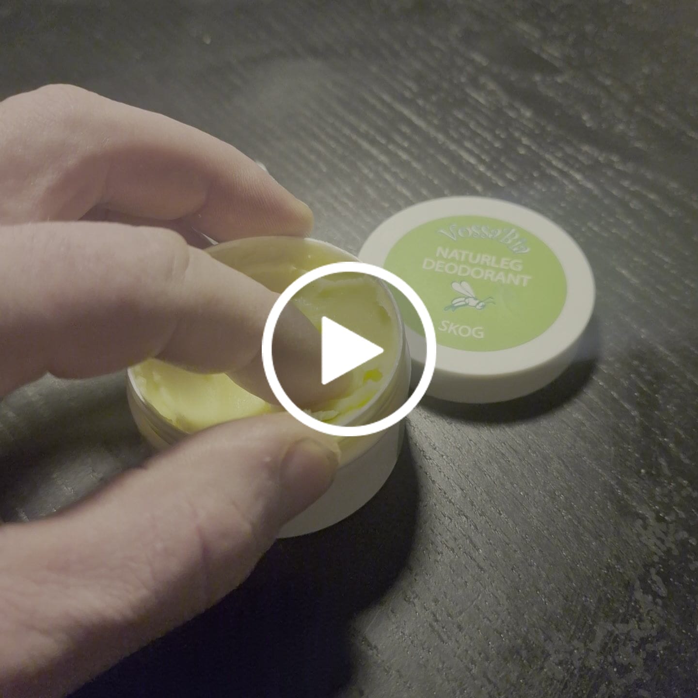 Customer video review of Deodorant Skog