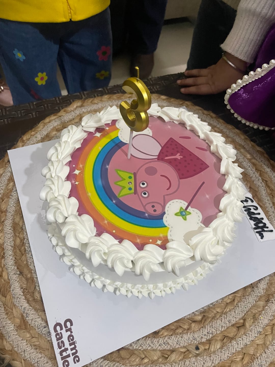Customer photo review of Peppa Pig Girl Photo Cake