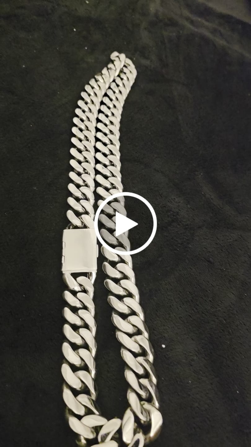 Customer video review of 20mm Solid 18k Miami Cuban Link Chain w/Iced Clasp