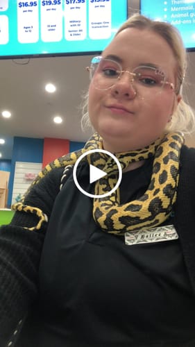 Customer video review of Kitty Eyeglasses