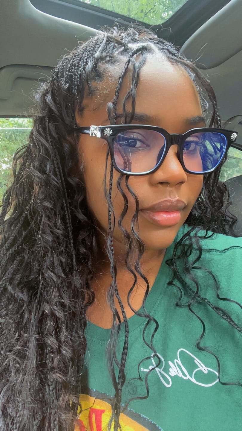 Customer photo review of Double Drawn Burmese Wet and Wavy Human Braiding Hair