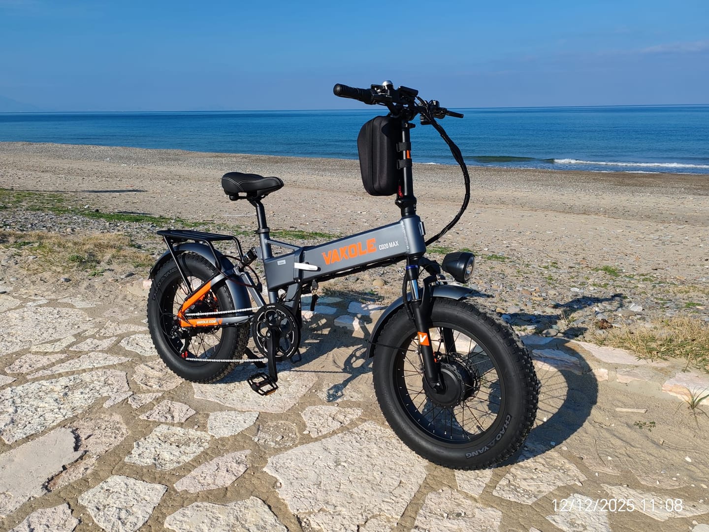 Customer photo review of Vakole CO20 MAX 750W*2 Dual Motor 20" Folding Fat Bike 960Wh with Torque Sensor 20Ah Battery  [Pre-order]