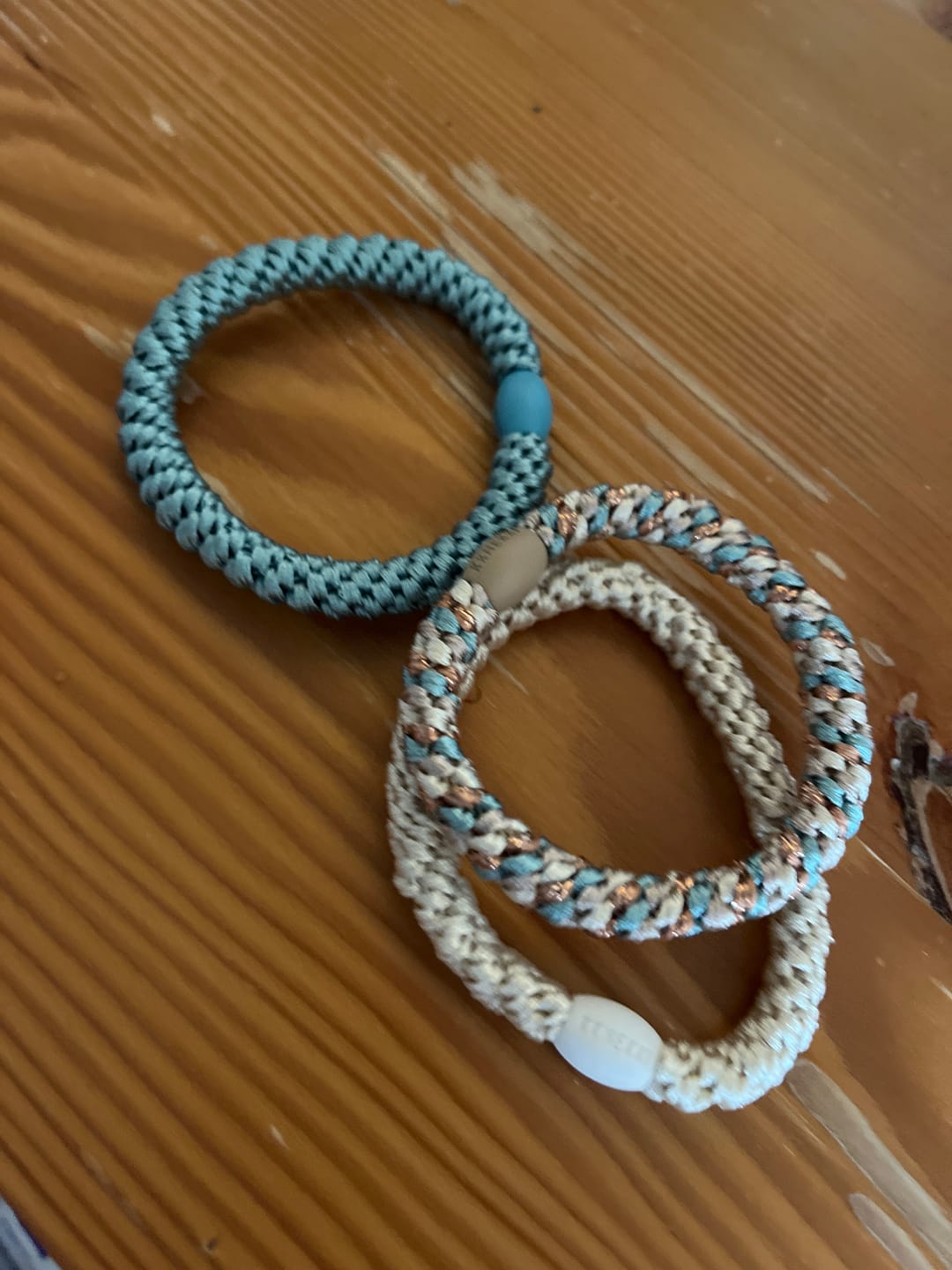 Customer photo review of Kknekki Hair Bundle Blue/Pistacio/Ecru