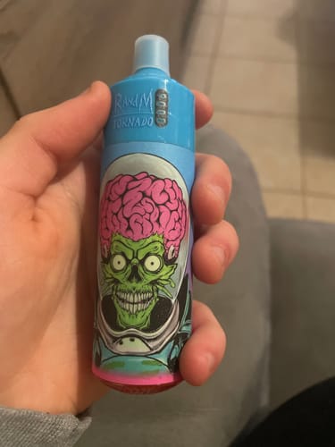 Customer photo review of RAndM - Tornado - 9K - Puffs / Disposable