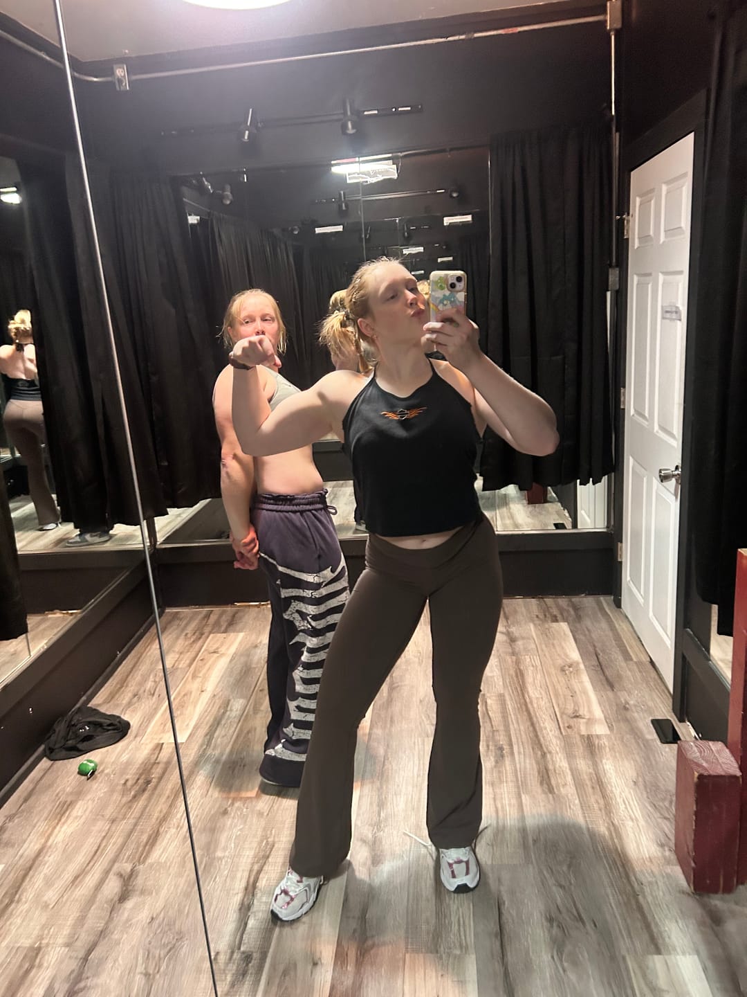 Customer photo review of W165 Lift Seamless Shorts