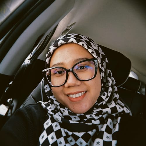 Customer photo review of Monogram Square (Black)