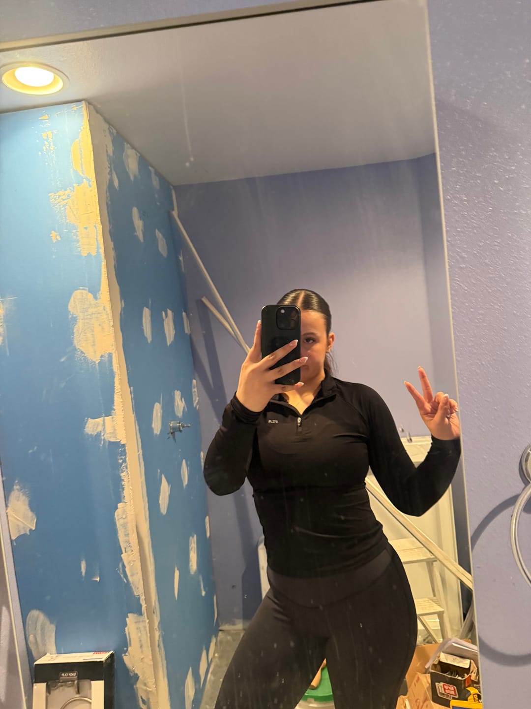 Customer photo review of W5160 - Velocity Pullover