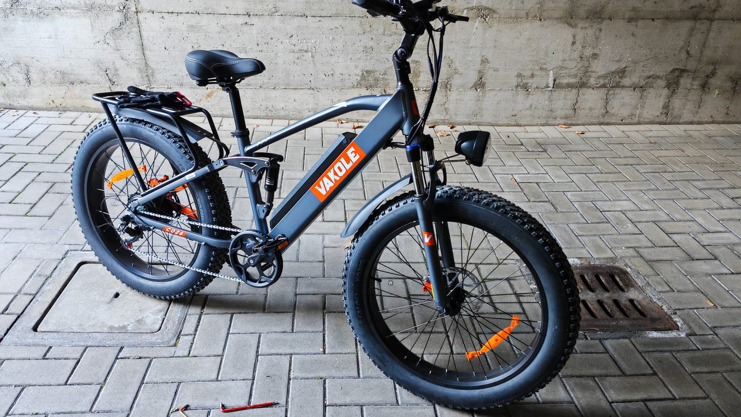Customer photo review of Vakole CO26 750W 26" Fat Bike 768Wh Full Suspension E-Mountain Bike 48V 16Ah Battery [Pre-Order]