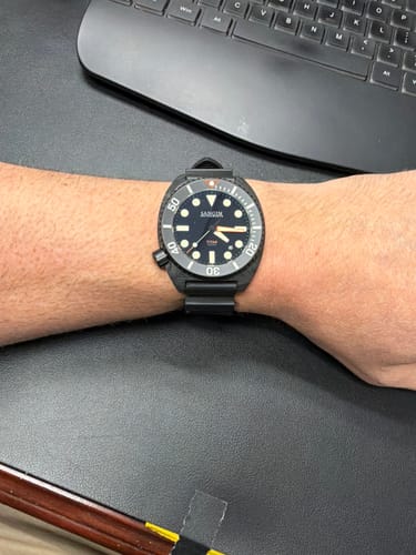 Customer photo review of Titan