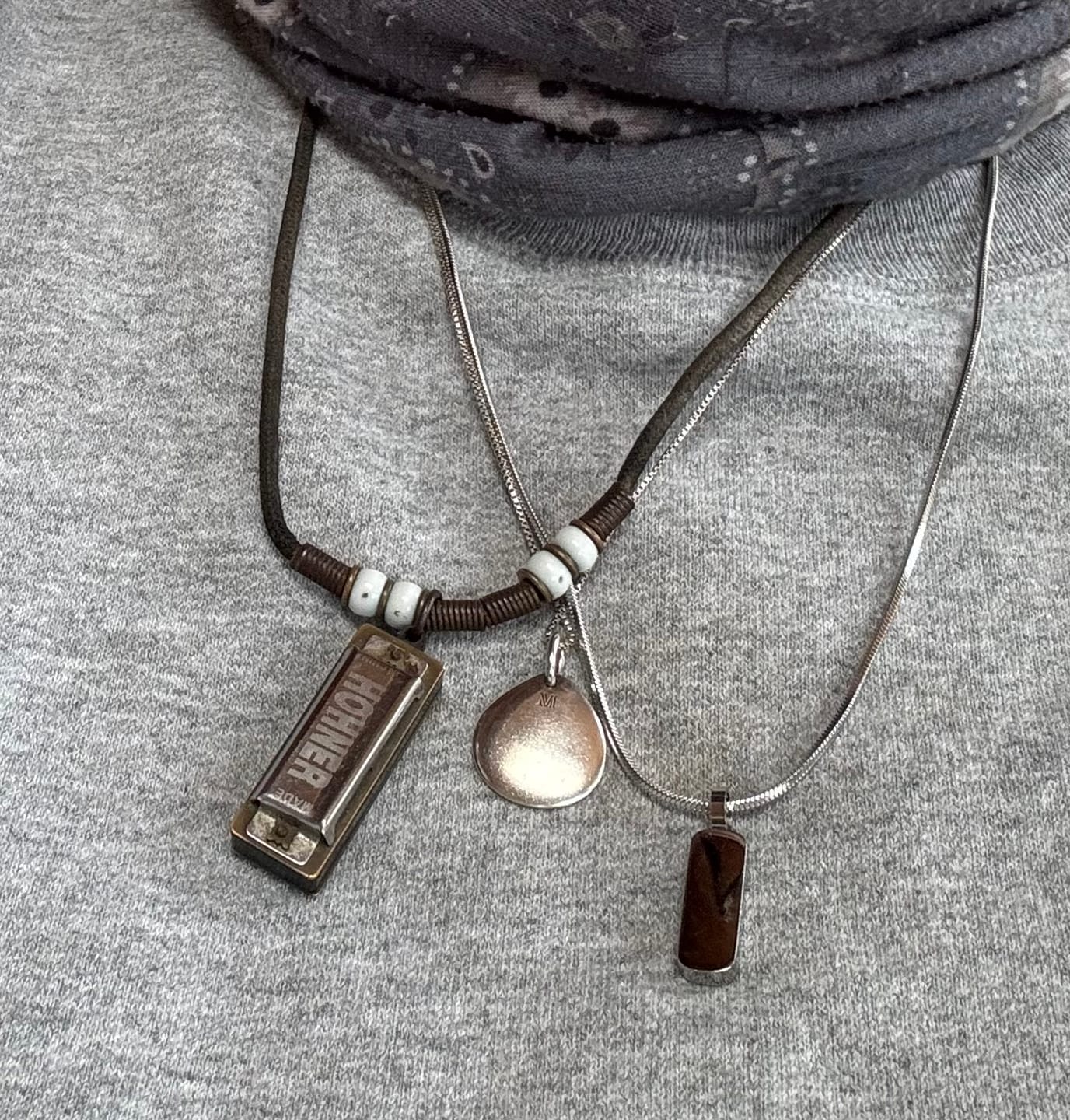 Customer photo review of Minimal Pendant & Square Chain