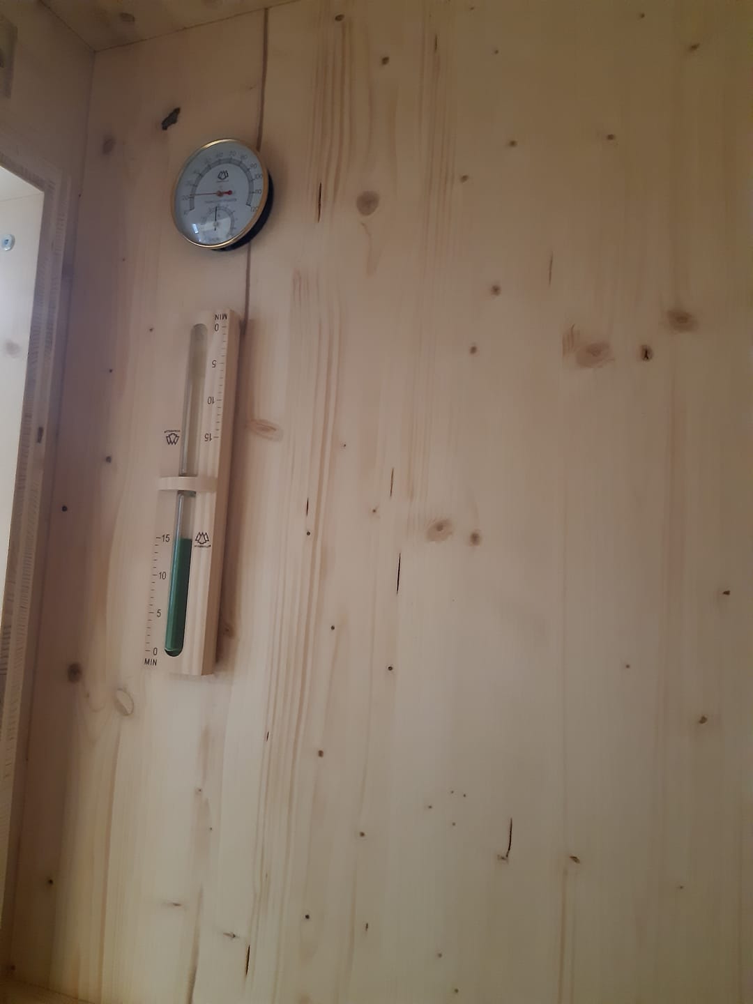 Customer photo review of Sauna Sanduhr