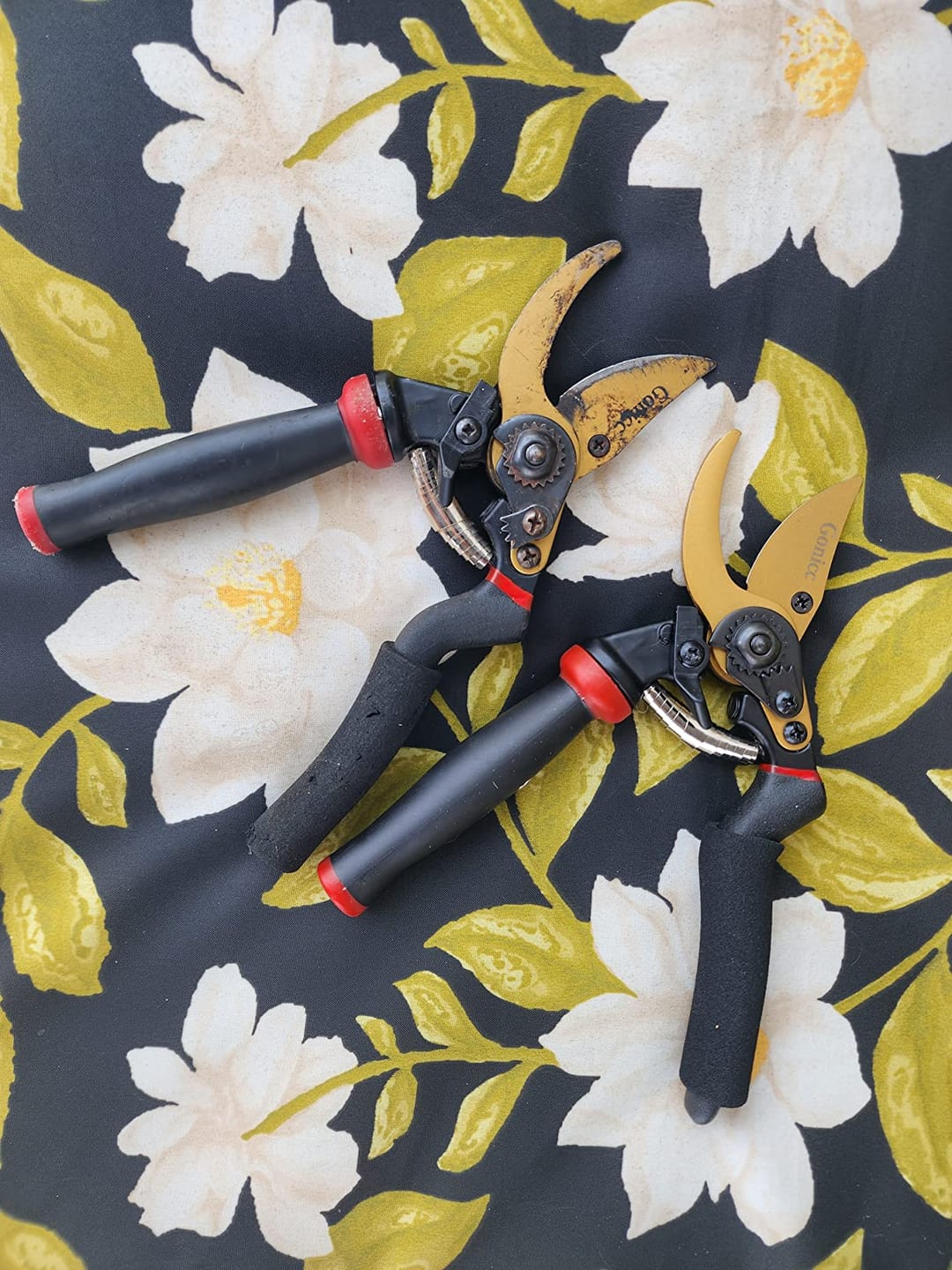 Customer photo review of Profi Bypass-Gartenschere 21,5 cm – Scharfe Klinge & Ergonomisch