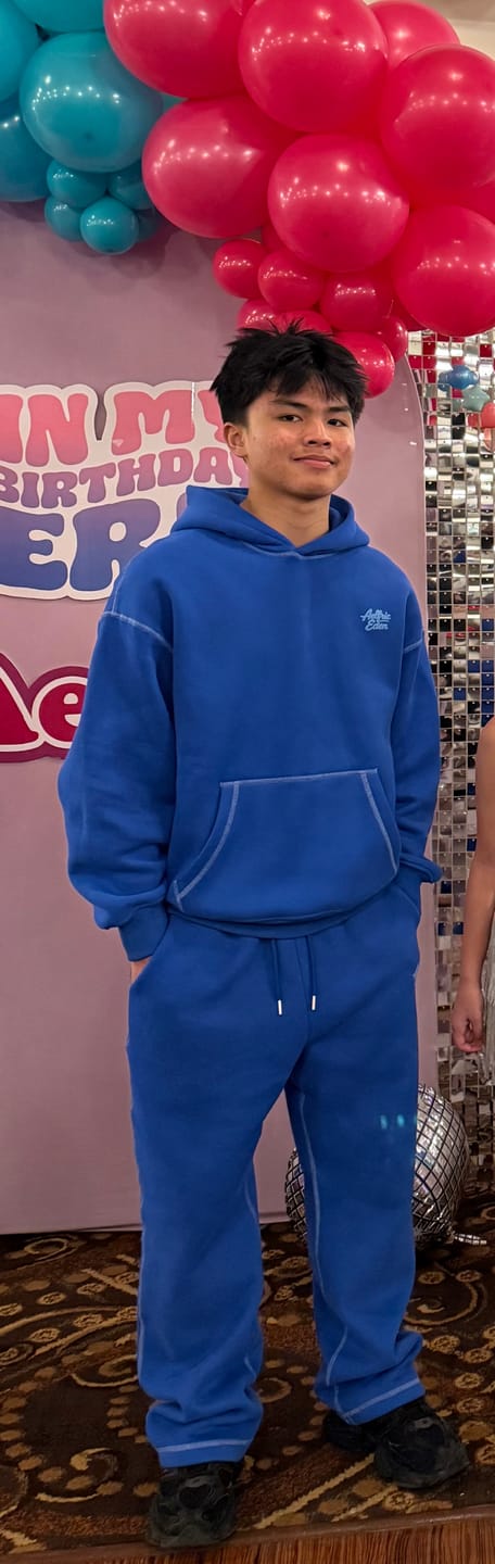 Customer photo review of Soufflé Classic Hoodie Sets