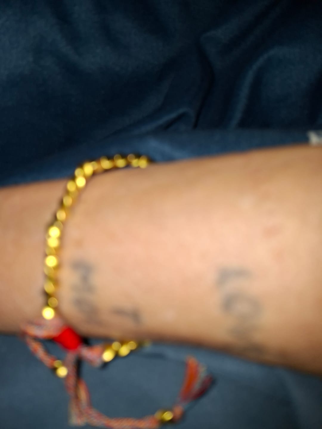 Customer photo review of Bracelet tibétain en perles de cuivre