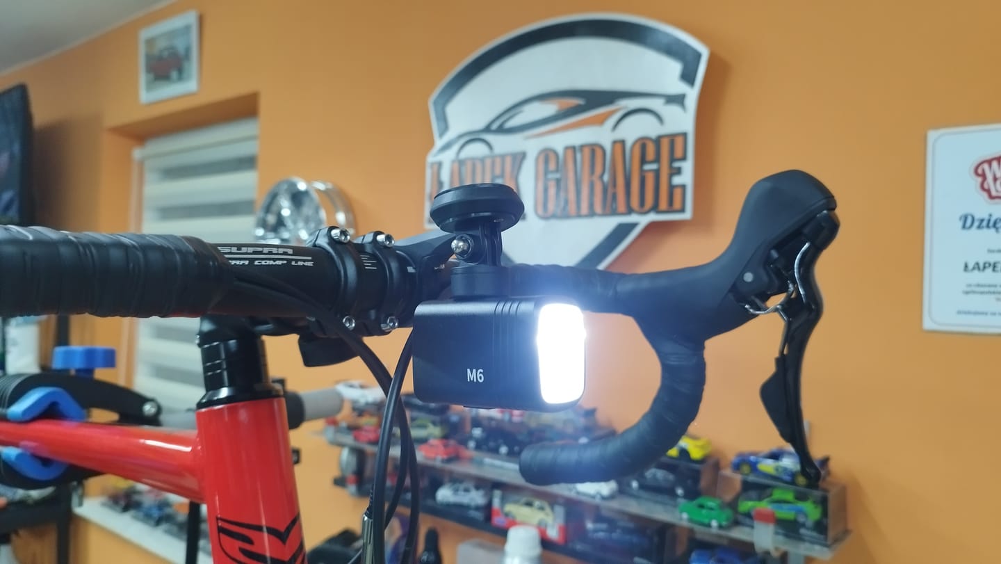 Customer photo review of Przednie Światło Rowerowe 1000 lm z Cyfrowym Wyświetlaczem-M6