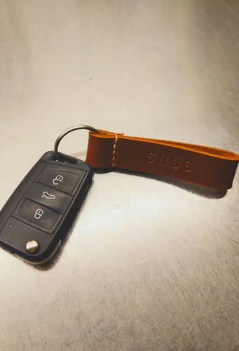 Customer photo review of Nyckelring i äkta läder