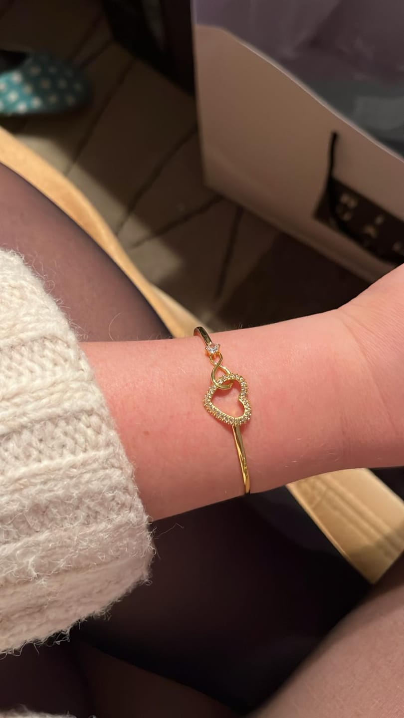 Customer photo review of An Meine Tochter - Unendlichkeit Herz Armband – Für Immer Verbunden