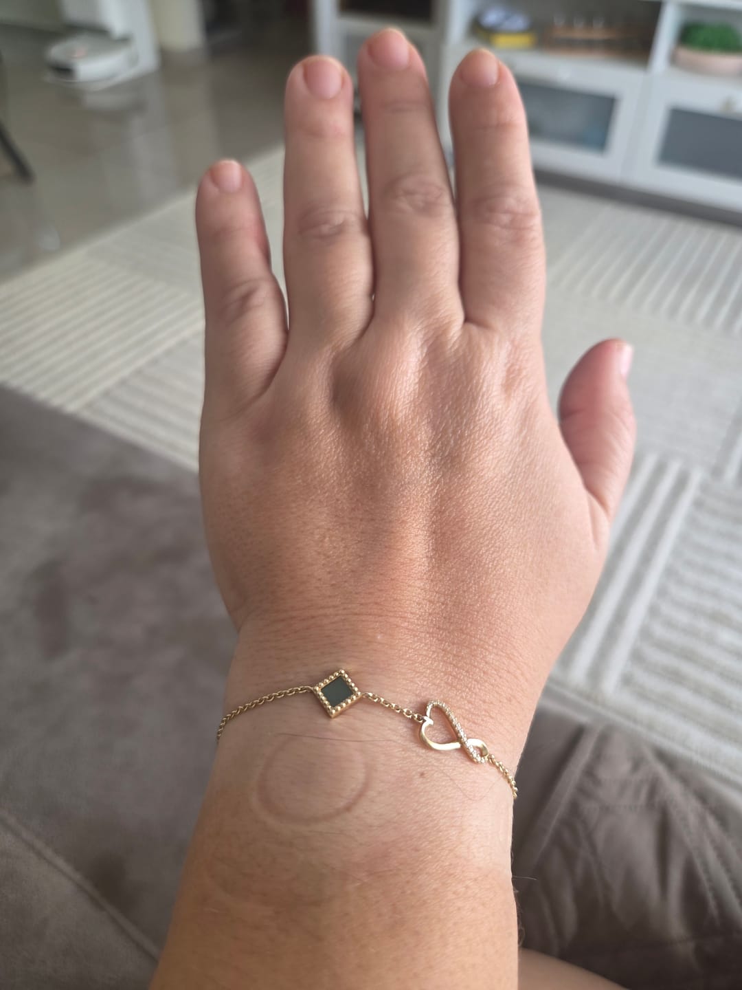 Customer photo review of Eternal Love Bracelet