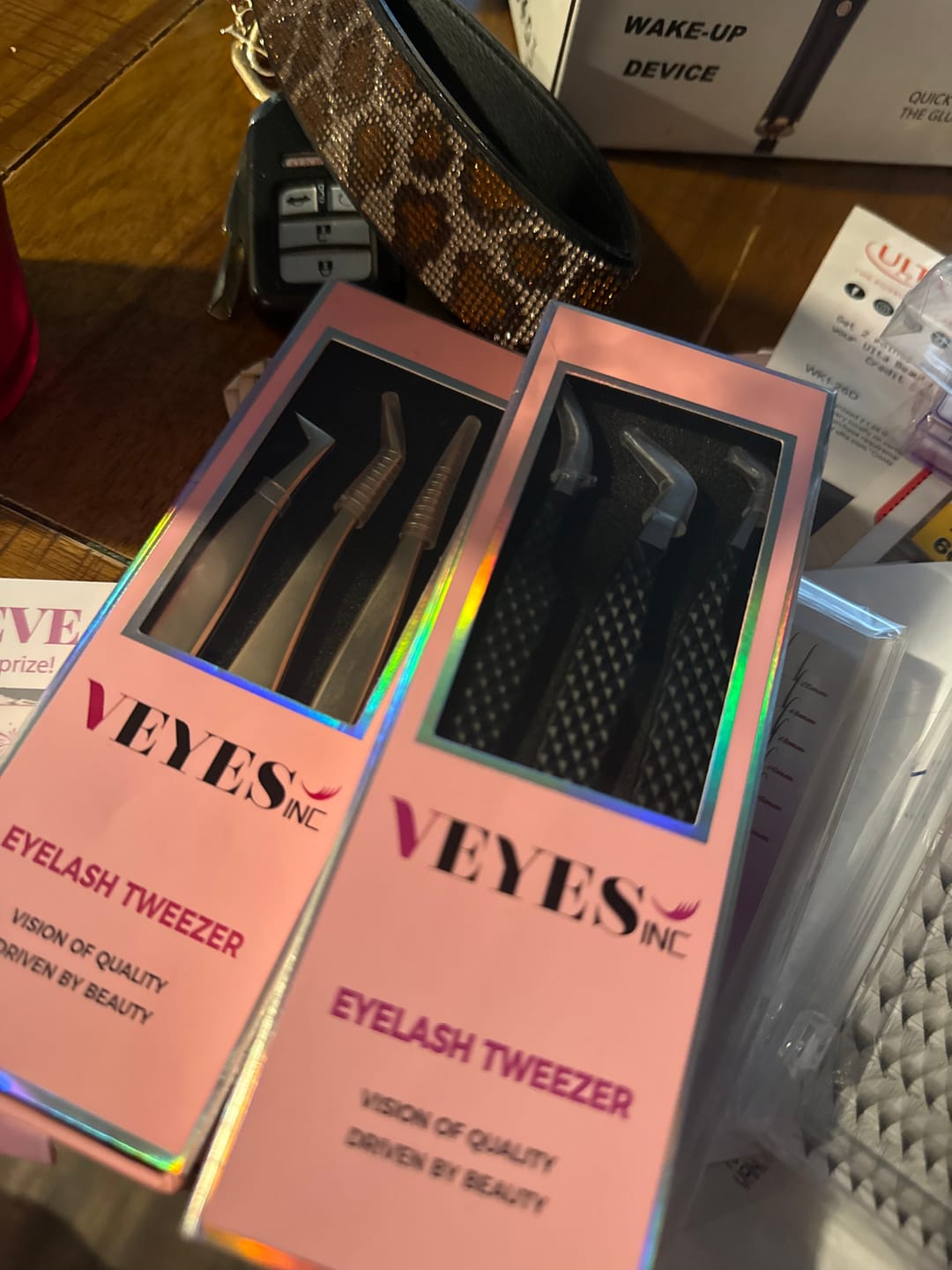 Customer photo review of Noir Fiber Tweezer Kit