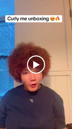 Customer video review of CurlyMe Wear Go Glueless Highlights Ombre Hair Pre-cut Lace Kinky Curly Wig