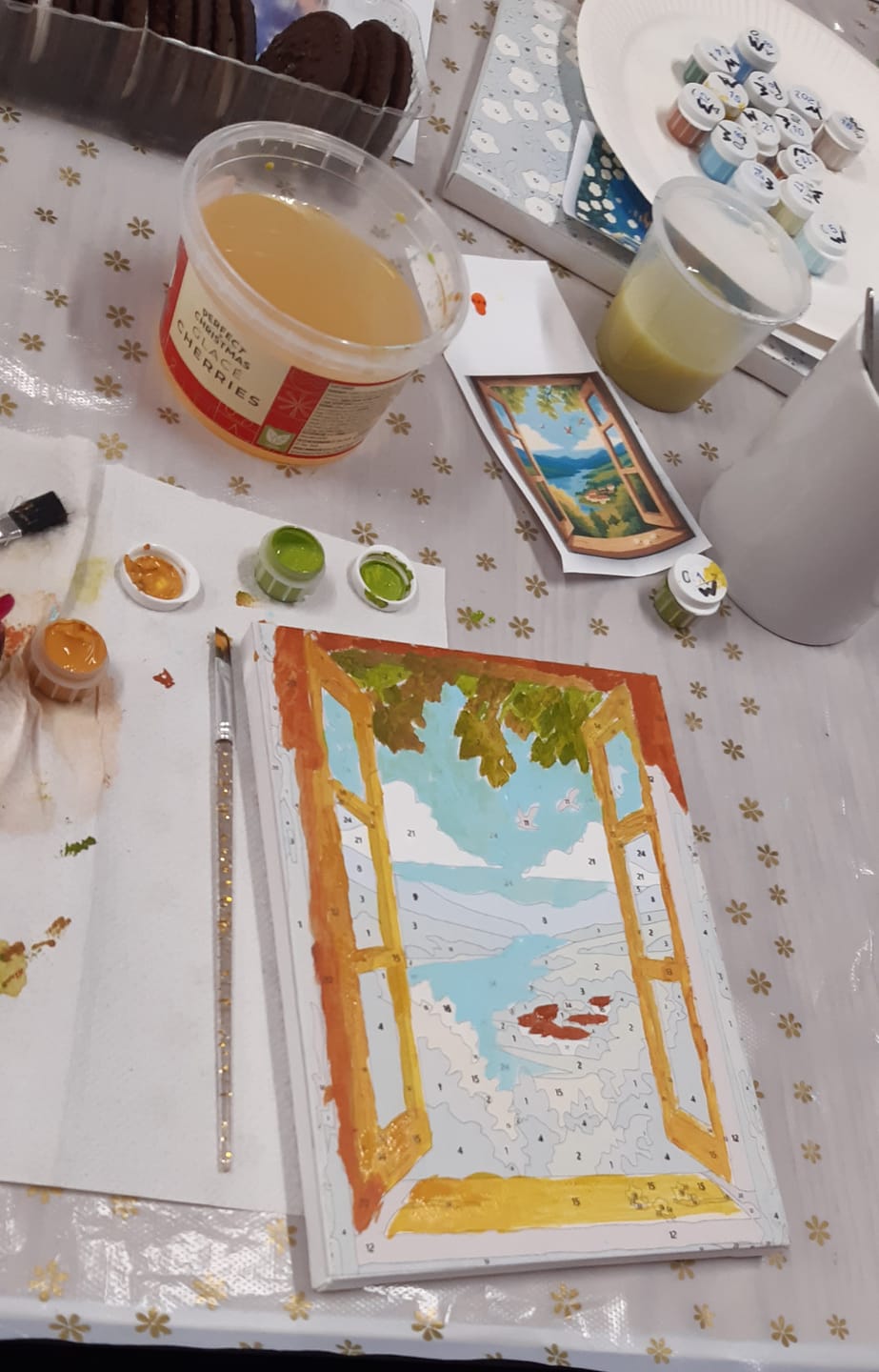 Customer photo review of 6 Mini Paintings - Colorful Windows Set