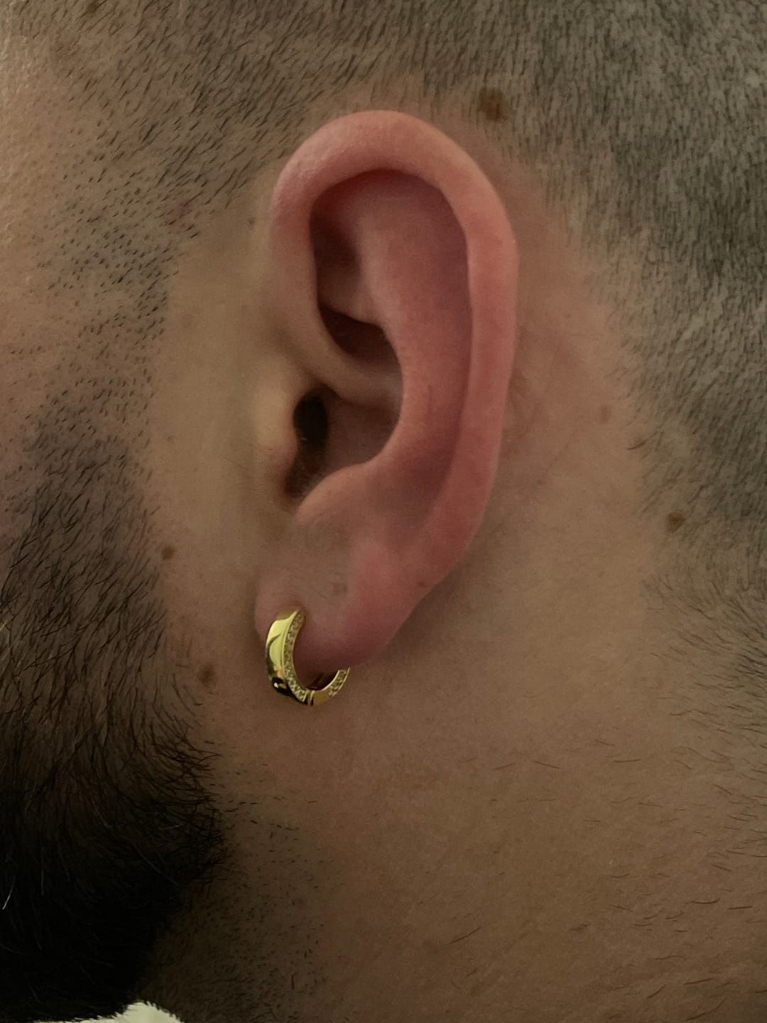 Customer photo review of Side Set Hoop - Gold