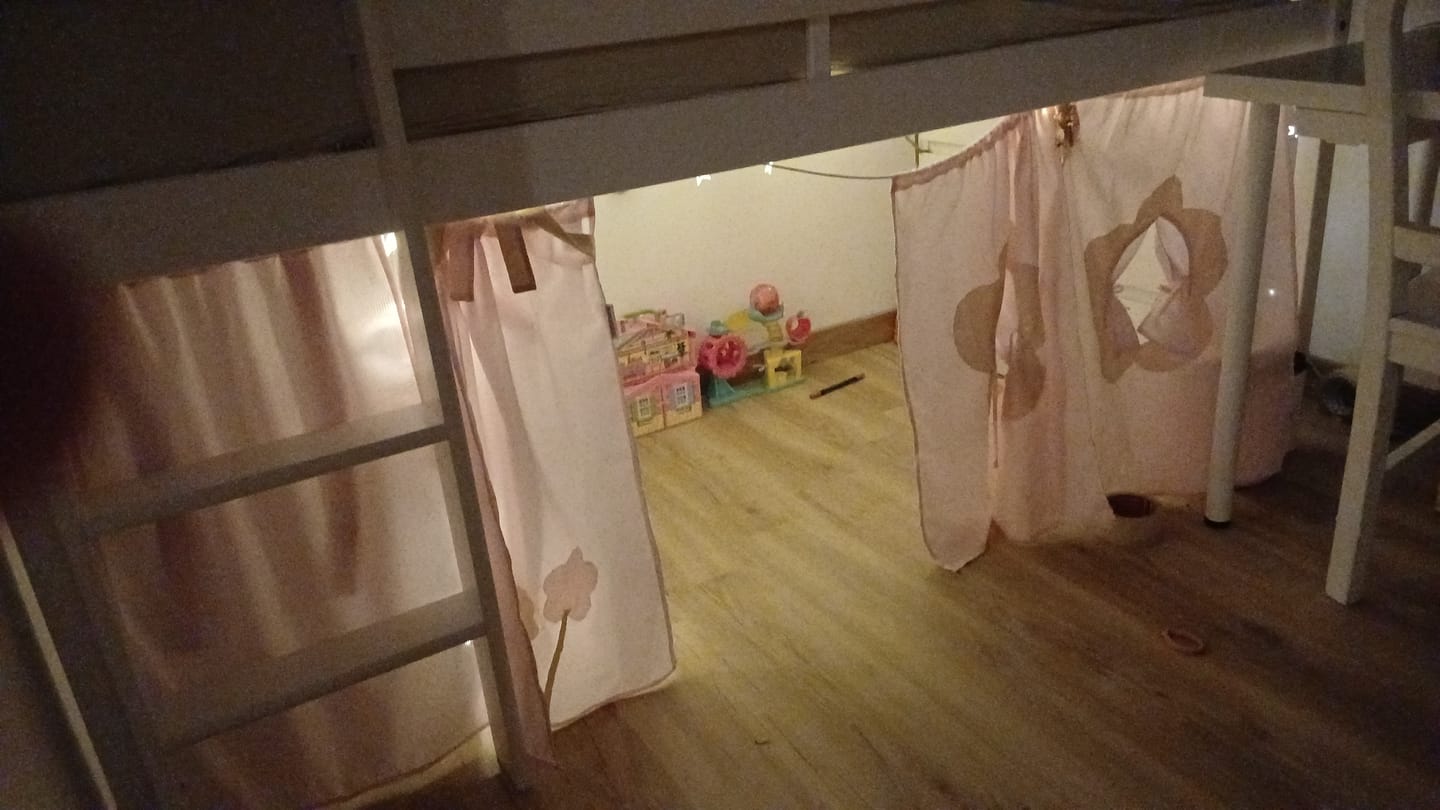 Customer photo review of Hoppekids ECO Comfort Halvhøj Børneseng