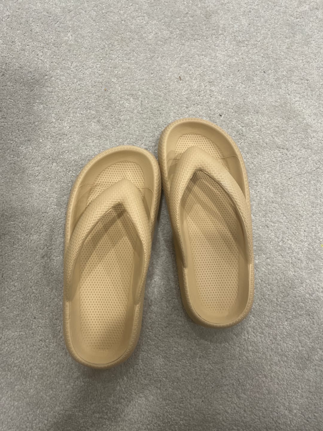 Customer photo review of Cloud Slides - Cushioned Flip Flops