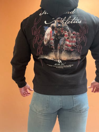 Customer photo review of [Limited Edition] 'Marvel: Captain America' Box Hoodie