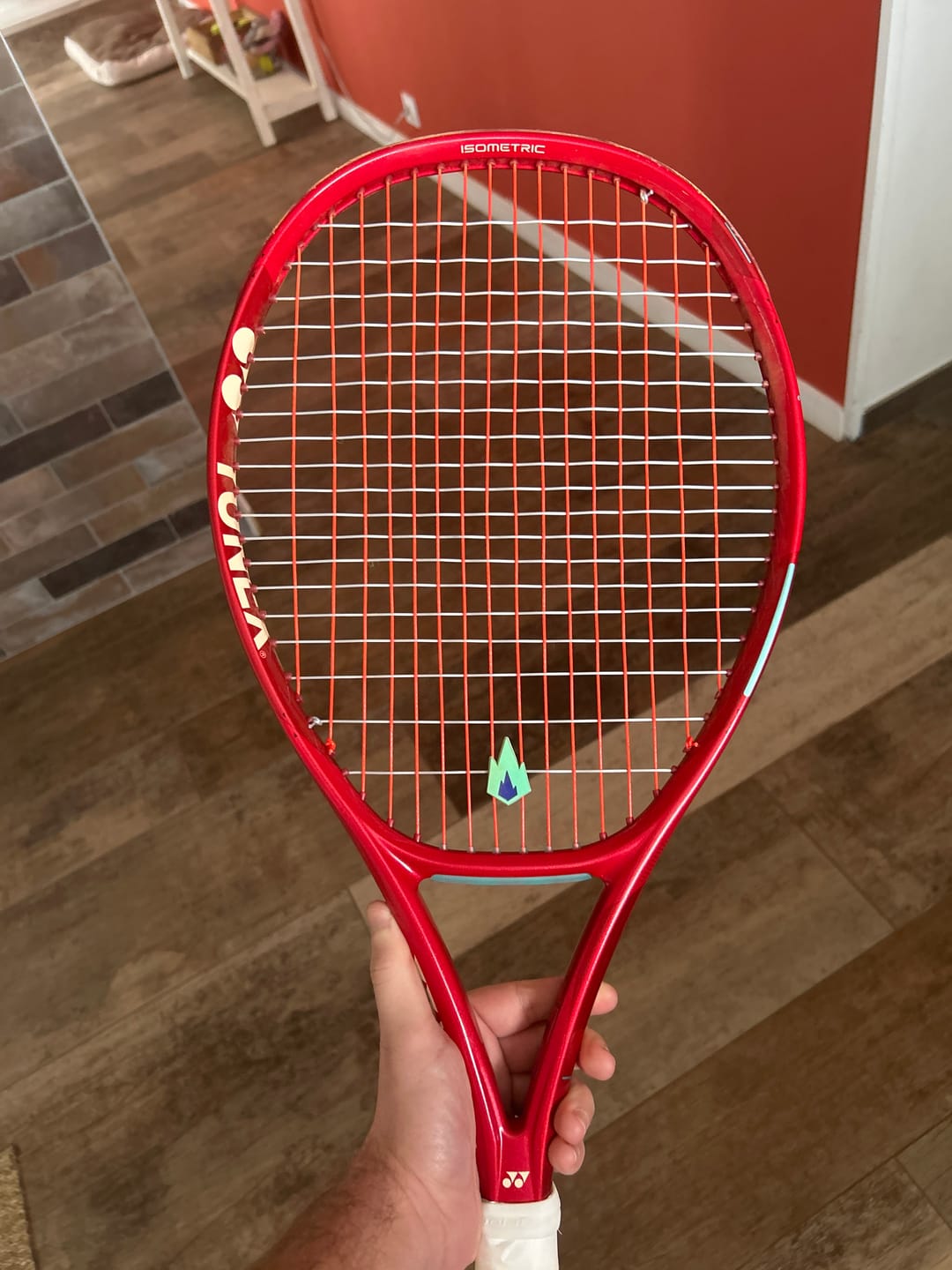 Customer photo review of RAQUETTE YONEX VCORE 100 RUBY RED (300G)