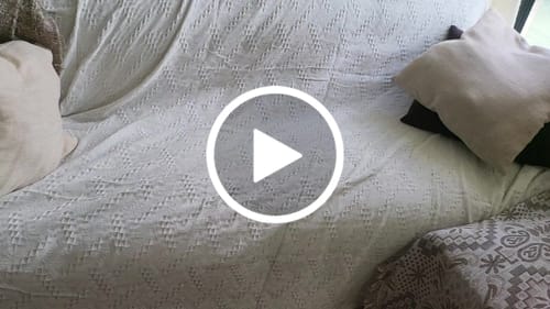 Customer video review of Manta Para Sillon Y Pie De Cama 180cm X 230cm